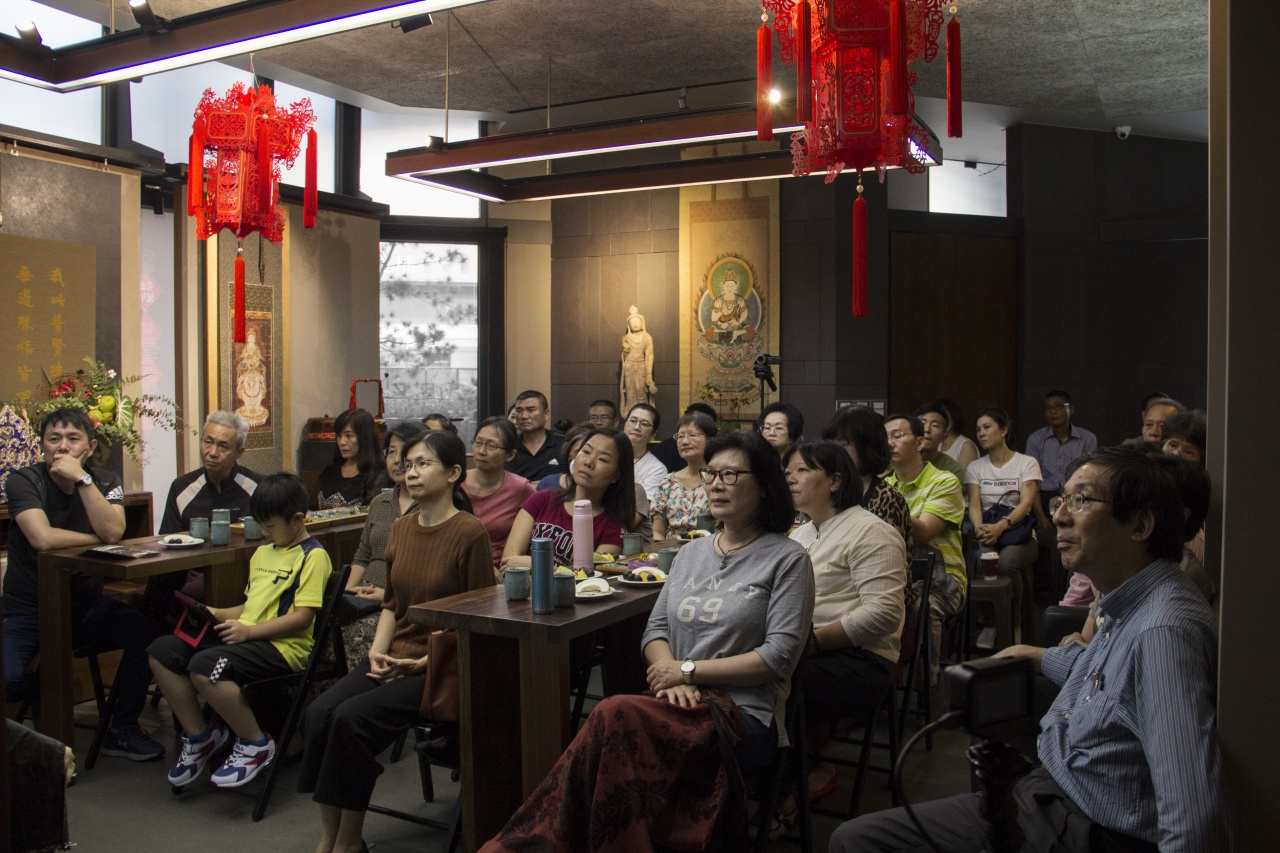 華蓋善願、法隨法行