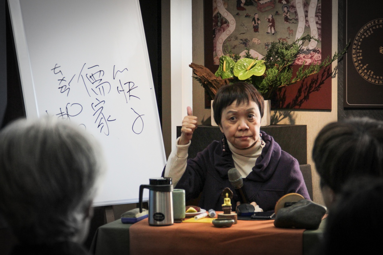 《華嚴經》中的「世尊」