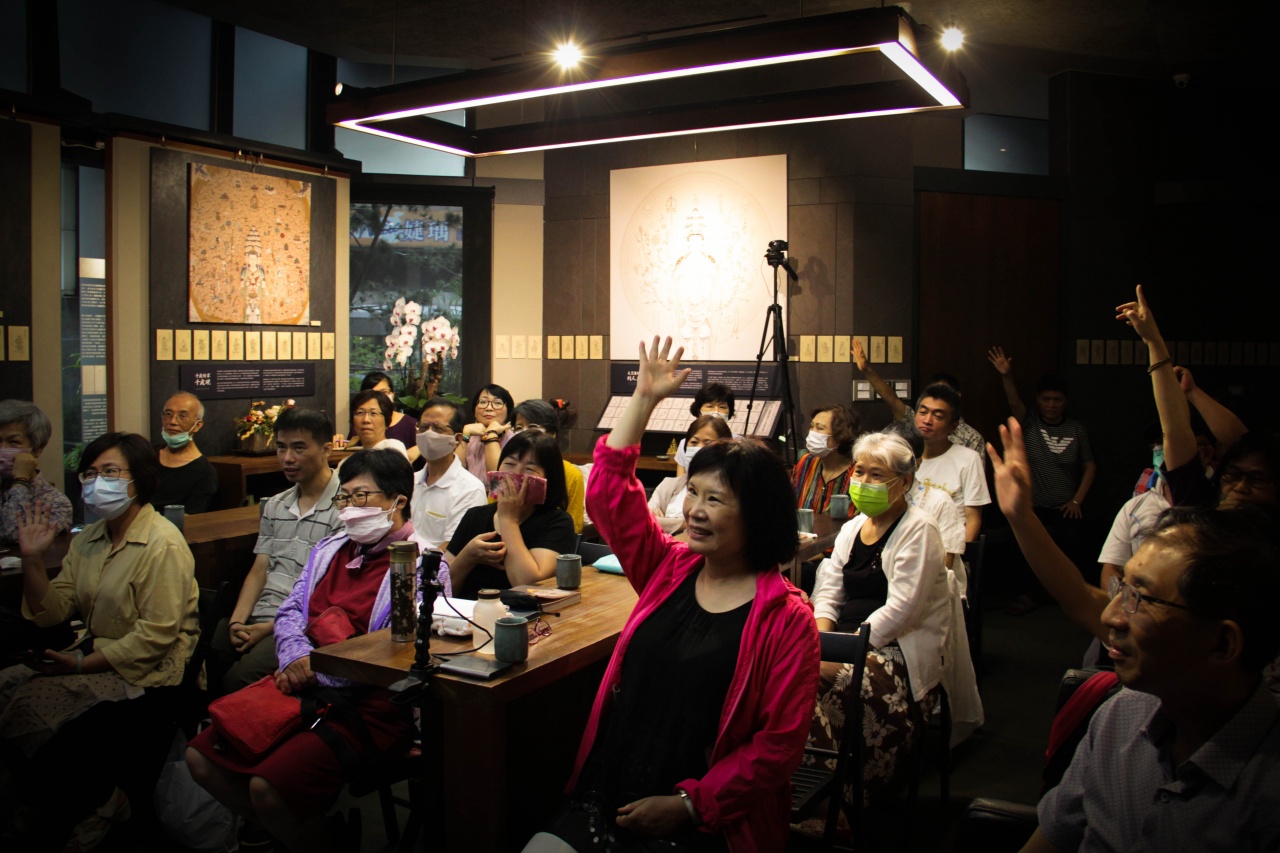水月觀音之造型發展與意涵