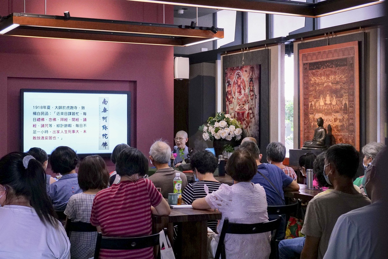 弘一大師「上求下化」出家行