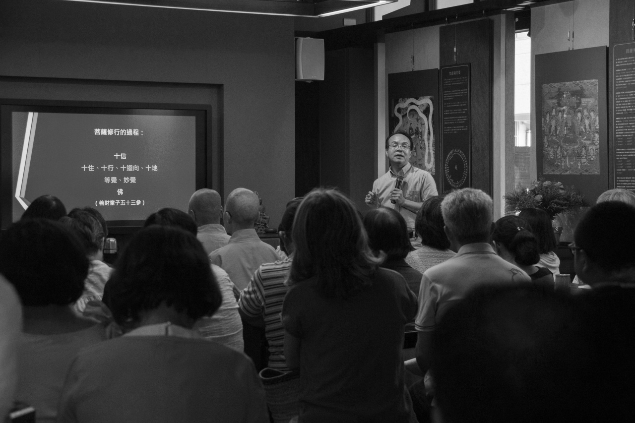 從佛華嚴到入法界