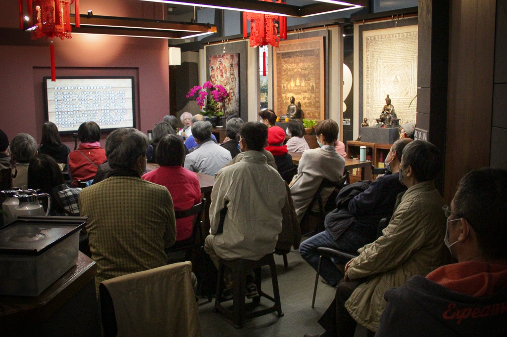 三傳佛教的僧眾觀 