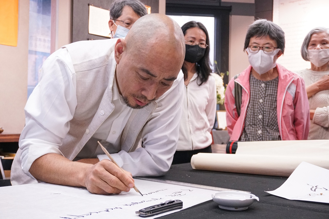 心印紙上： 禪修與藏文書法藝術的融合
