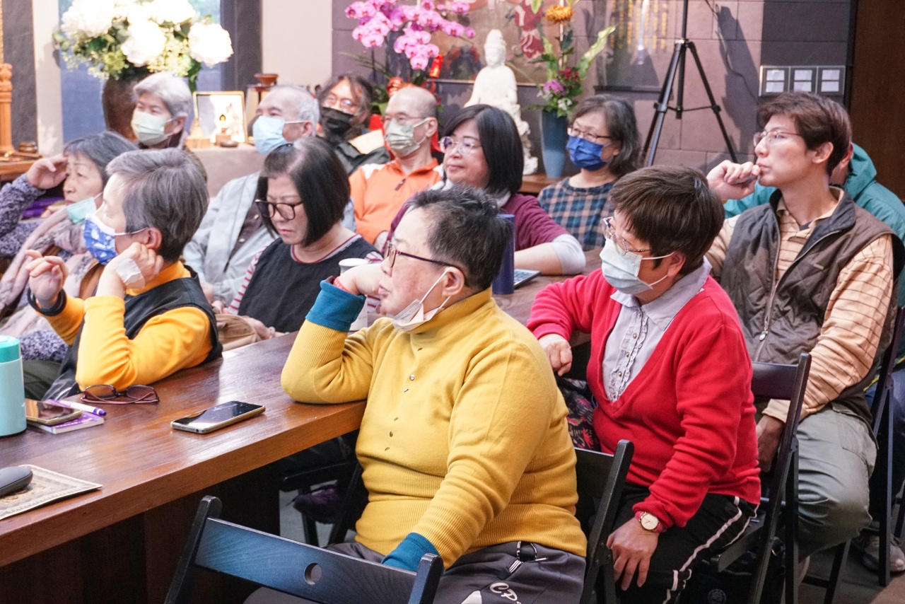 日常的禪修— 從拜經、抄經、迴向的行門中開始
