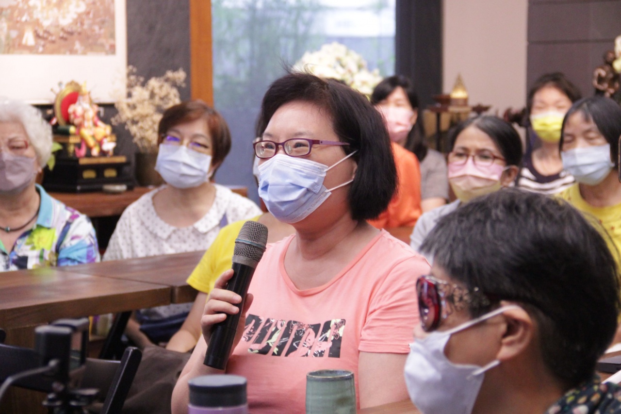 生於娑婆求淨土