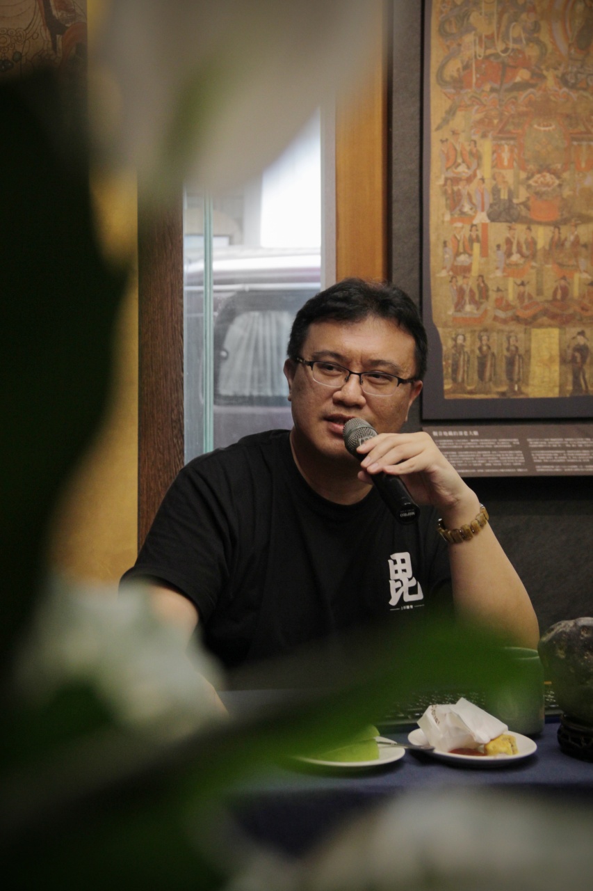 金錫振起生死海，華雲雨寶南方來－略談地藏菩薩與其眷屬之相關信仰－