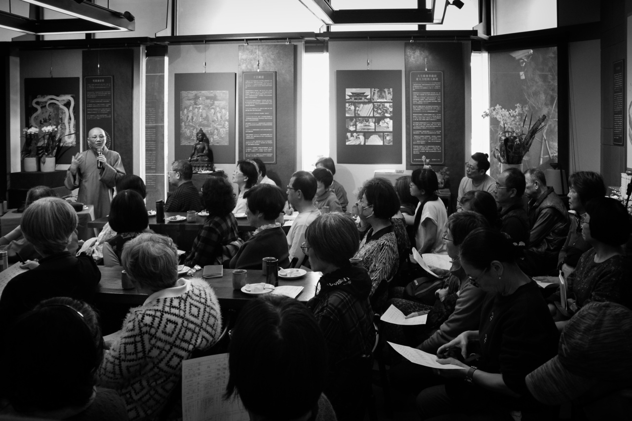 華嚴經離世間品