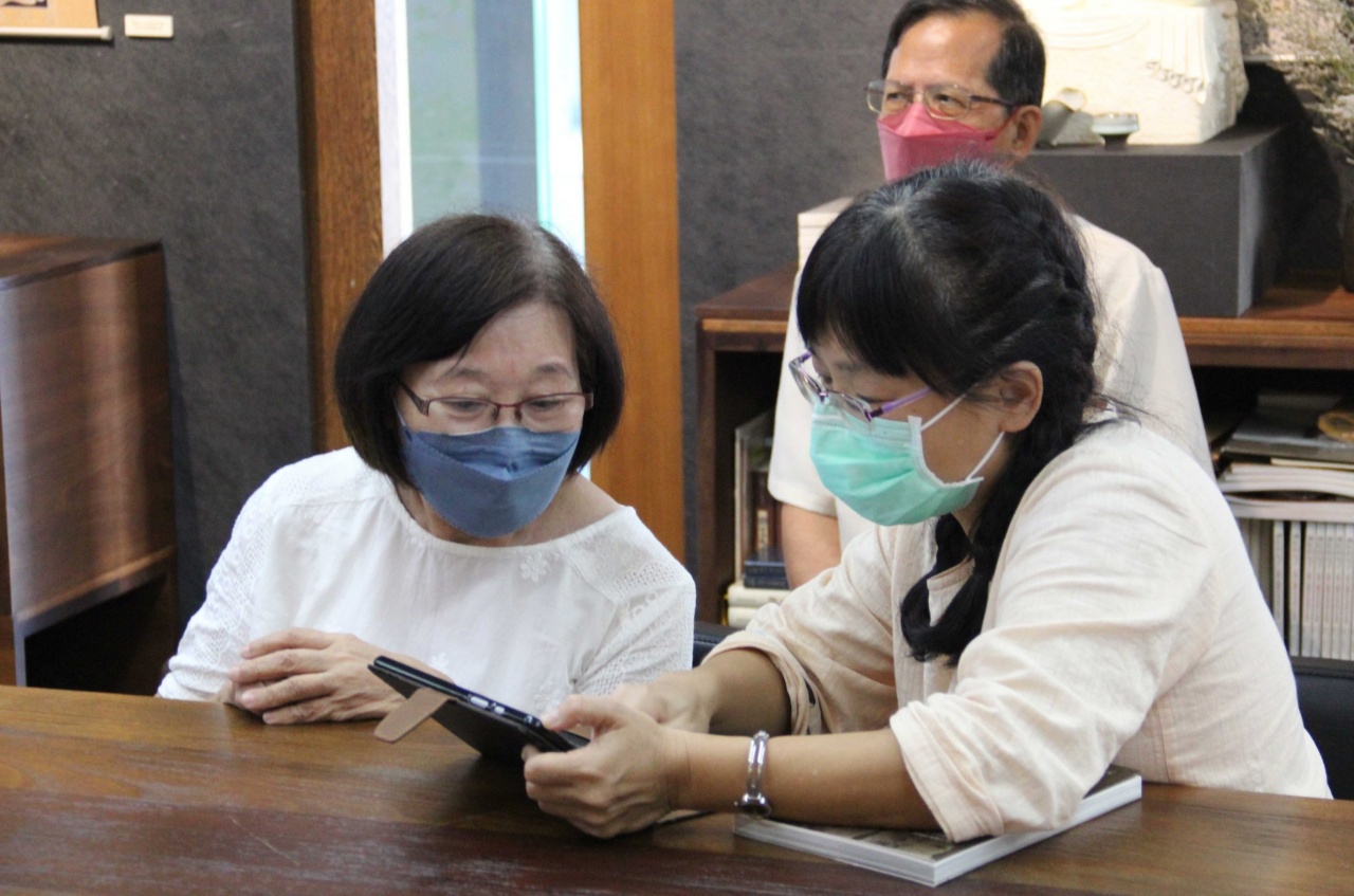  催化中國佛教庶民化的淨土法門