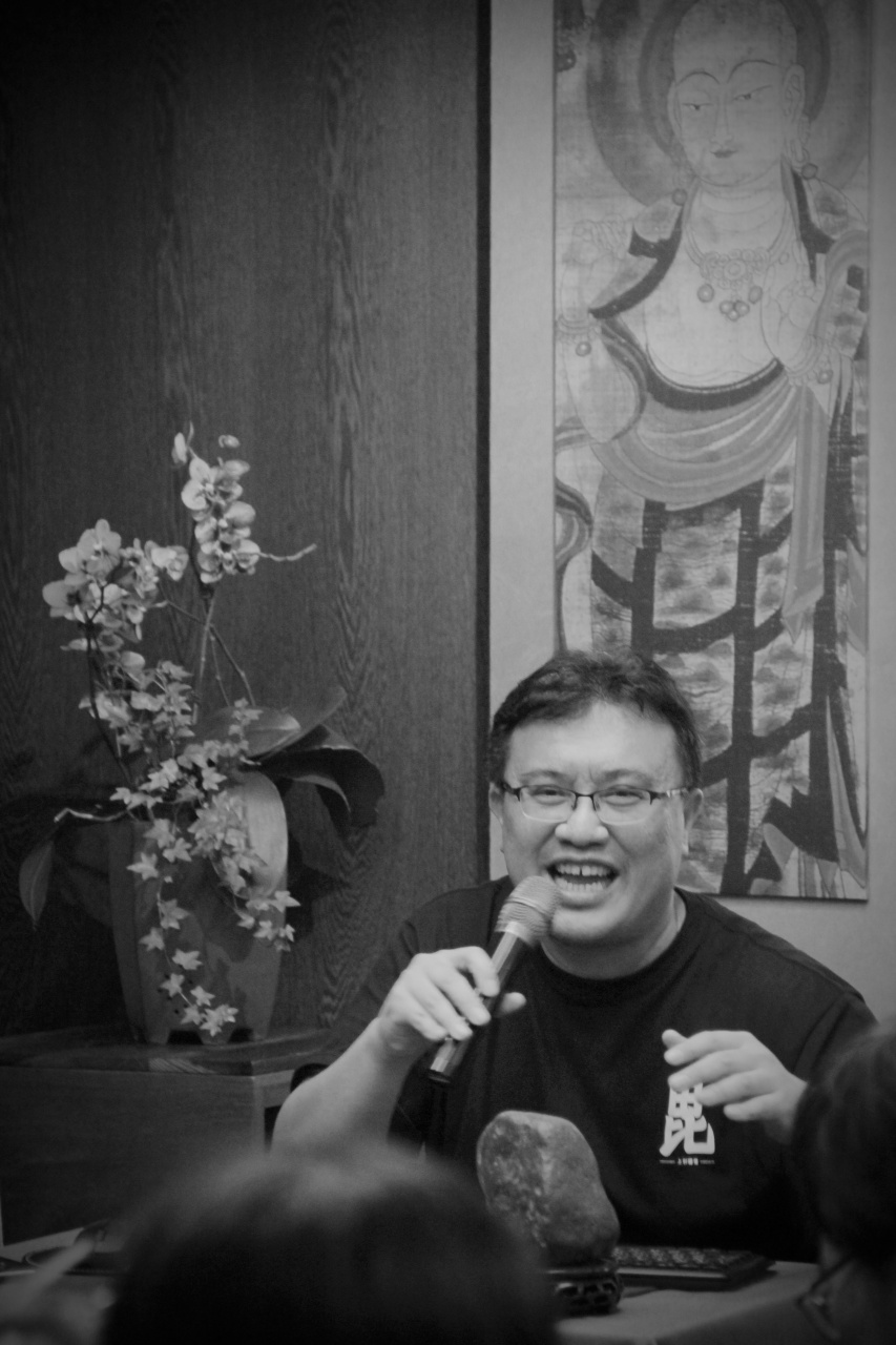 金錫振起生死海，華雲雨寶南方來－略談地藏菩薩與其眷屬之相關信仰－