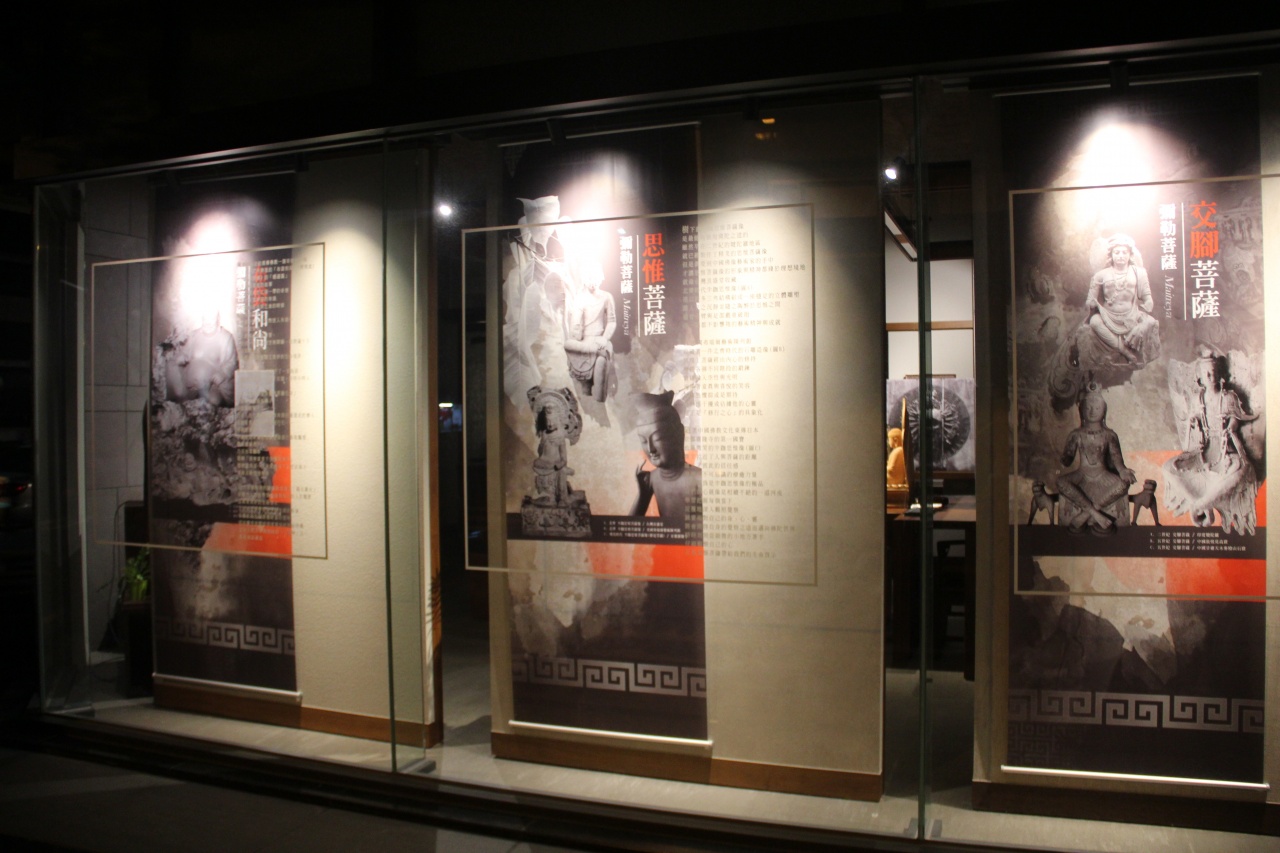 彌勒菩薩展