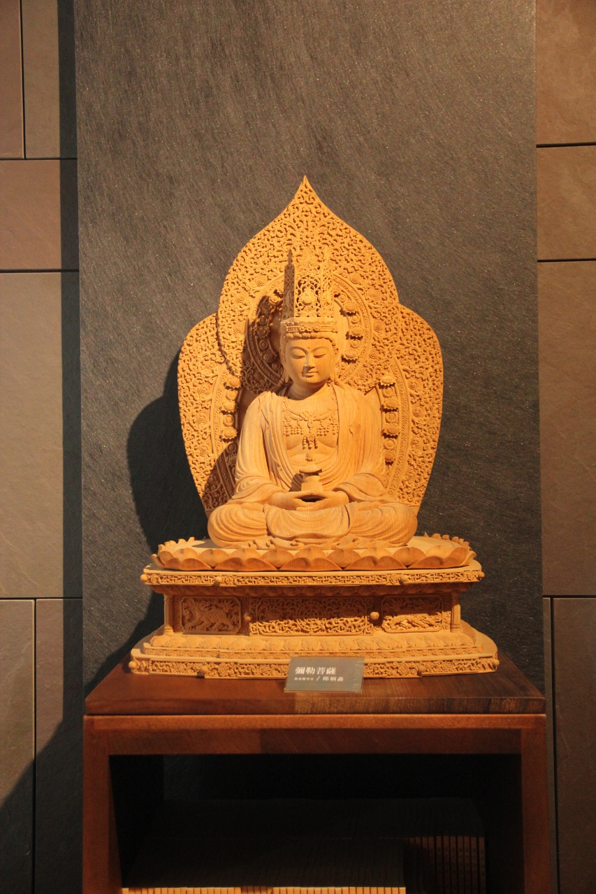 彌勒菩薩展